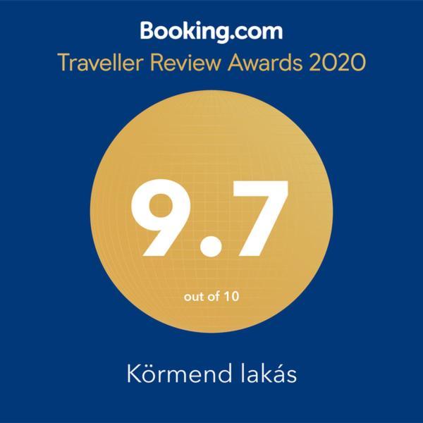 Apartmán Koermend Lakas Exteriér fotografie
